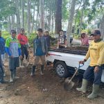 Slogan Bantu Rakyat Dibalas Rakyat Bantu Pemerintah, Warga Kepahiang Patungan Rp15 Juta Rehab Jalan Rusak
