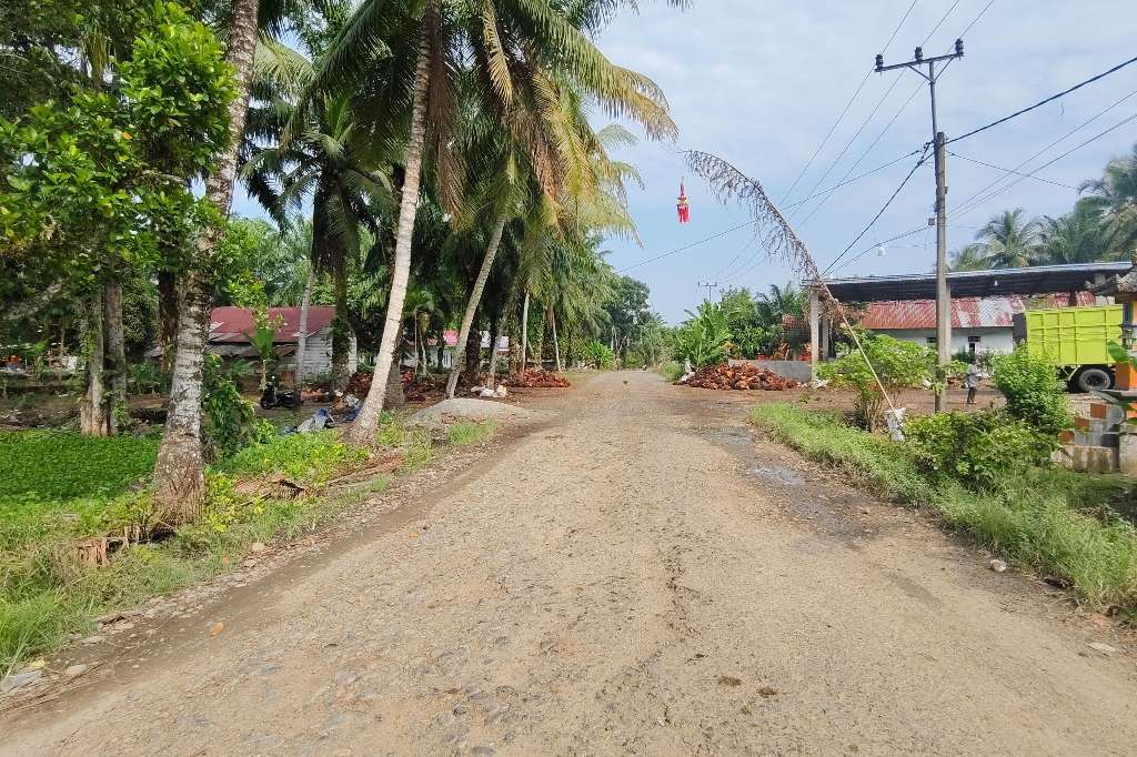 Wujudkan Harapan Warga, Pemkab Seluma Kucurkan Rp1,9 Miliar untuk Hotmix Jalan Pantai Cemoro Sewu