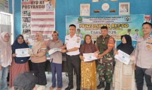 BLT DD Juli-Agustus Disalurkan kepada 11 KPM di Desa Ujung Tanjung II BLT DD Juli-Agustus Disalurkan kepada 11 KPM di Desa Ujung Tanjung II