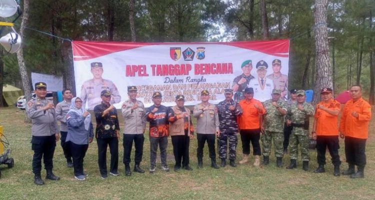 Cegah Karhutla dan Bencana Alam, Perhutani KPH Blitar dan Pemkab Gelar Apel Tanggap Bencana