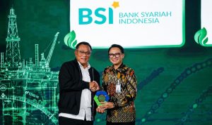 Dorong Ekonomi Hijau Lewat Green Zakat, BSI Raih Anugerah Utama ESG 2026 Dorong Ekonomi Hijau Lewat Green Zakat, BSI Raih Anugerah Utama ESG 2026