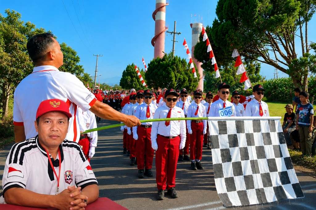 Gerak Jalan dan Karnaval Meriahkan HUT RI ke-81 di Lebong Selatan Gerak Jalan dan Karnaval Meriahkan HUT RI ke-81 di Lebong Selatan