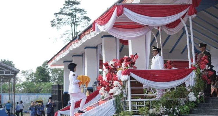 HUT RI ke-81, Azhari Dorong Semangat Gotong Royong Bangun Lebong
