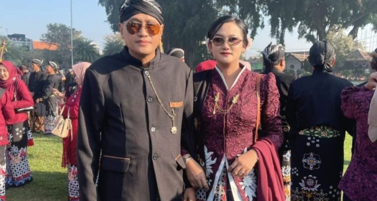 Hadiri Pisowanan Agung ke-702, Pemdes Panggungrejo Jadikan Ajang Silaturahmi dan 'Ngasuh Kawruh' Hadiri Pisowanan Agung ke-702, Pemdes Panggungrejo Jadikan Ajang Silaturahmi dan 'Ngasuh Kawruh'