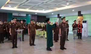 Kajati Bengkulu Lantik 6 Pejabat Eselon II dan III, Zuhandi Resmi Jabat Wakajati Kajati Bengkulu Lantik 6 Pejabat Eselon II dan III, Zuhandi Resmi Jabat Wakajati