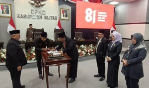 Landasan APBD 2027, Pemkab dan DPRD Kabupaten Blitar Sahkan KUA-PPAS Landasan APBD 2027, Pemkab dan DPRD Kabupaten Blitar Sahkan KUA-PPAS