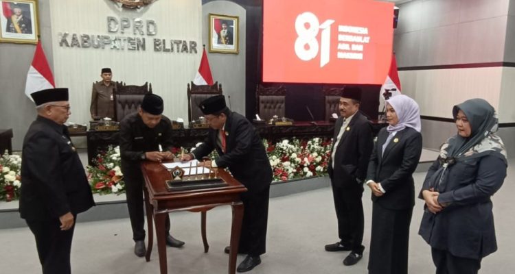 Landasan APBD 2027, Pemkab dan DPRD Kabupaten Blitar Sahkan KUA-PPAS