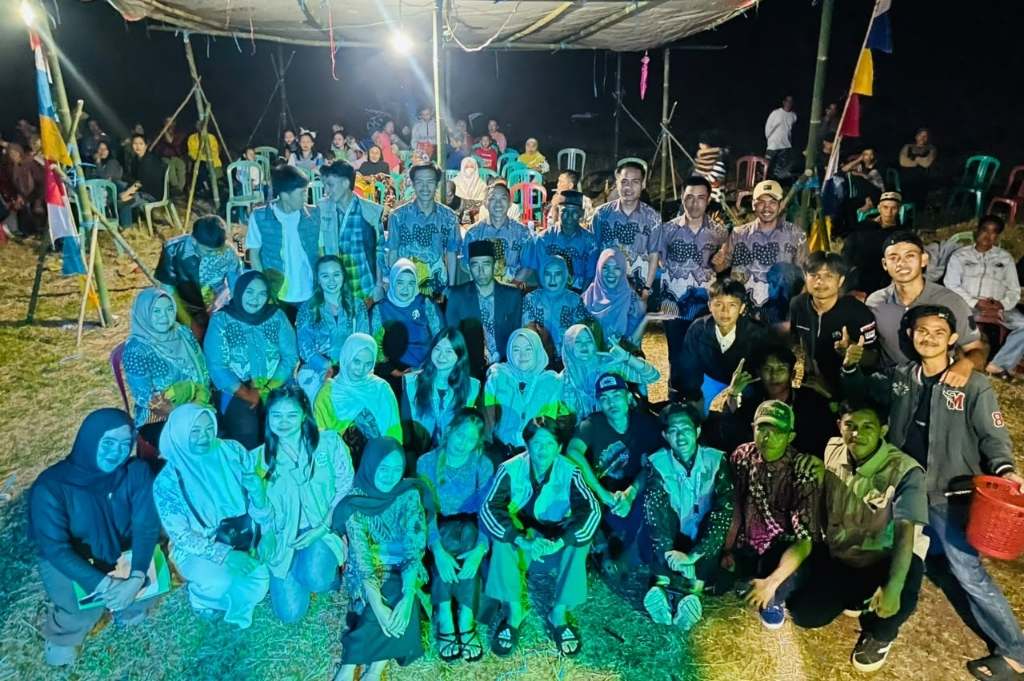 Malam Puncak HUT RI ke-81 di Talang Donok Berlangsung Meriah Malam Puncak HUT RI ke-81 di Talang Donok Berlangsung Meriah