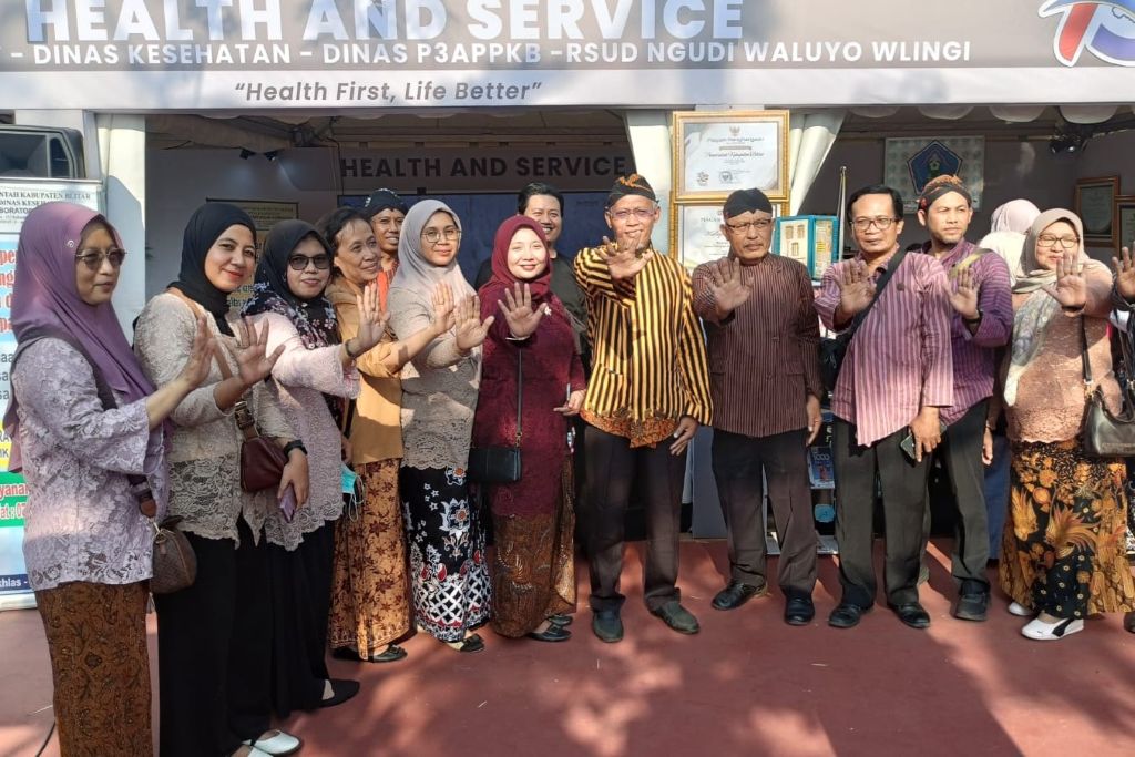 Manfaatkan Blitar Expo ke-702, Dinas P3APPKB Gencarkan Sosialisasi KB dan Pencegahan Kekerasan Anak