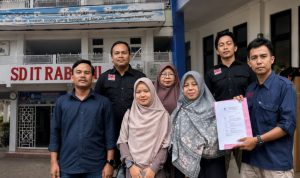 Pengaduan Guru SD IT Rabbani Berlanjut, Lima Dugaan Pelanggaran HAM Dilaporkan Pengaduan Guru SD IT Rabbani Berlanjut, Lima Dugaan Pelanggaran HAM Dilaporkan