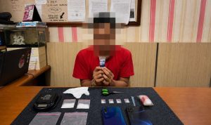 Polda Bengkulu Gulung Bandar dan Kaki Tangan Sabu 205 Gram di Pondok Besi Polda Bengkulu Gulung Bandar dan Kaki Tangan Sabu 205 Gram di Pondok Besi