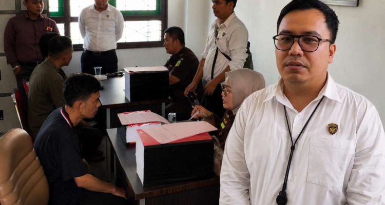 Polda Bengkulu Limpahkan 4 Tersangka Jilid II Kasus PHL Perumda PDAM Tirta Hidayah Polda Bengkulu Limpahkan 4 Tersangka Jilid II Kasus PHL Perumda PDAM Tirta Hidayah