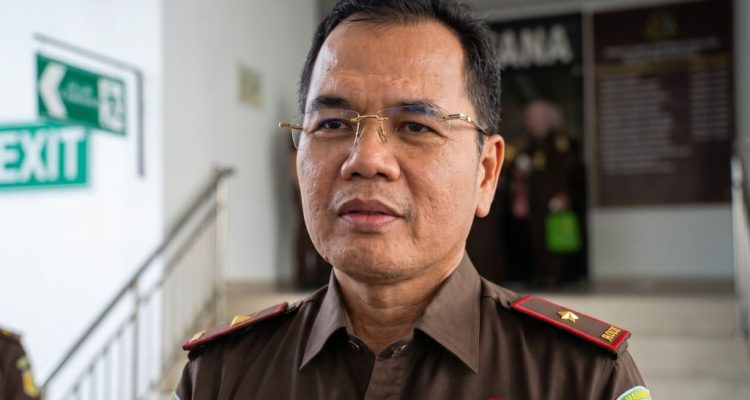 Pulang Kampung Jabat Wakajati Bengkulu, Zuhandi Pernah Jadi JPU Kasus Korupsi Agusrin Pulang Kampung Jabat Wakajati Bengkulu, Zuhandi Pernah Jadi JPU Kasus Korupsi Agusrin