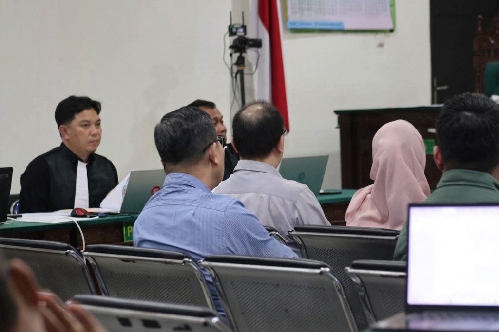 Sidang OTT Rejang Lebong Direksi PT CMC Perintahkan Karyawannya Hapus Data Sebelum Dipanggil KPK Sidang OTT Rejang Lebong Direksi PT CMC Perintahkan Karyawannya Hapus Data Sebelum Dipanggil KPK