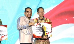 Sukses Jalankan Program 3 Juta Rumah, Pemko Batam Raih Apresiasi Pemda Berprestasi 2026 Sukses Jalankan Program 3 Juta Rumah, Pemko Batam Raih Apresiasi Pemda Berprestasi 2026