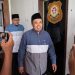 Syamlan Tak Hadir, Utusan Yayasan Rabbani Bungkam Usai Mediasi di Disnakertrans Syamlan Tak Hadir, Utusan Yayasan Rabbani Bungkam Usai Mediasi di Disnakertrans