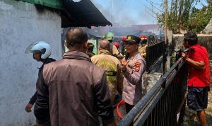 Update 21 Rumah Terbakar di Pengantungan Kota Bengkulu Update Kebakaran: 21 Rumah Terbakar di Pengantungan Kota Bengkulu