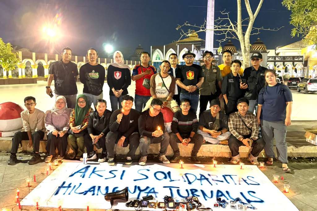 5 Rekan Hilang di Selat Sunda, Jurnalis Bengkulu Gelar Aksi Desak Basarnas Lanjutkan Pencarian