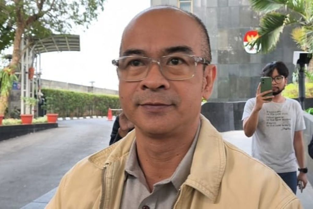 Bos PT CMC Bungkam Usai Diperiksa KPK, 12 Proyek Tersebar di Bengkulu Bos PT CMC Bungkam Usai Diperiksa KPK, 12 Proyek Tersebar di Bengkulu