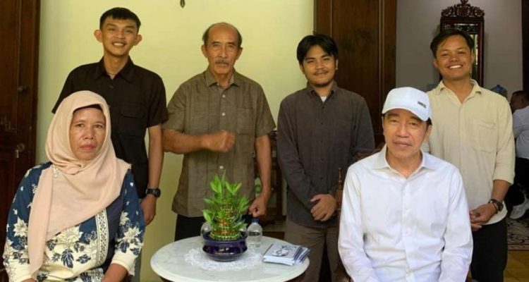 Datangi Kediaman Jokowi di Solo, Warga Seluma Ucapkan Terima Kasih Atas Jalan Rp42 Miliar