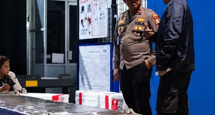 Ditemukan di Enggano, Jenazah Kru KM Arupadhatu Diterbangkan ke Jakarta