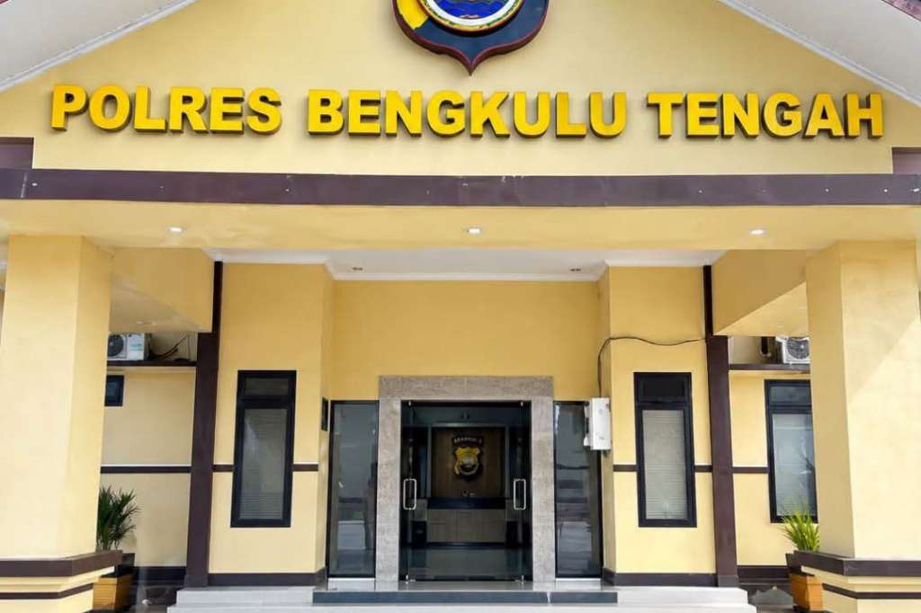 Masuk Kamar Tetangga Tanpa Busana, Pemuda di Benteng Ditetapkan Tersangka Masuk Kamar Tetangga Tanpa Busana, Pemuda di Benteng Ditetapkan Tersangka