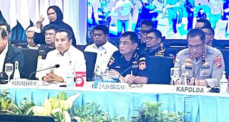 Operasi Laut Gabungan, Bea Cukai Gagalkan Penyelundupan 800 Kg Ketamin dan 75 Ton BBM