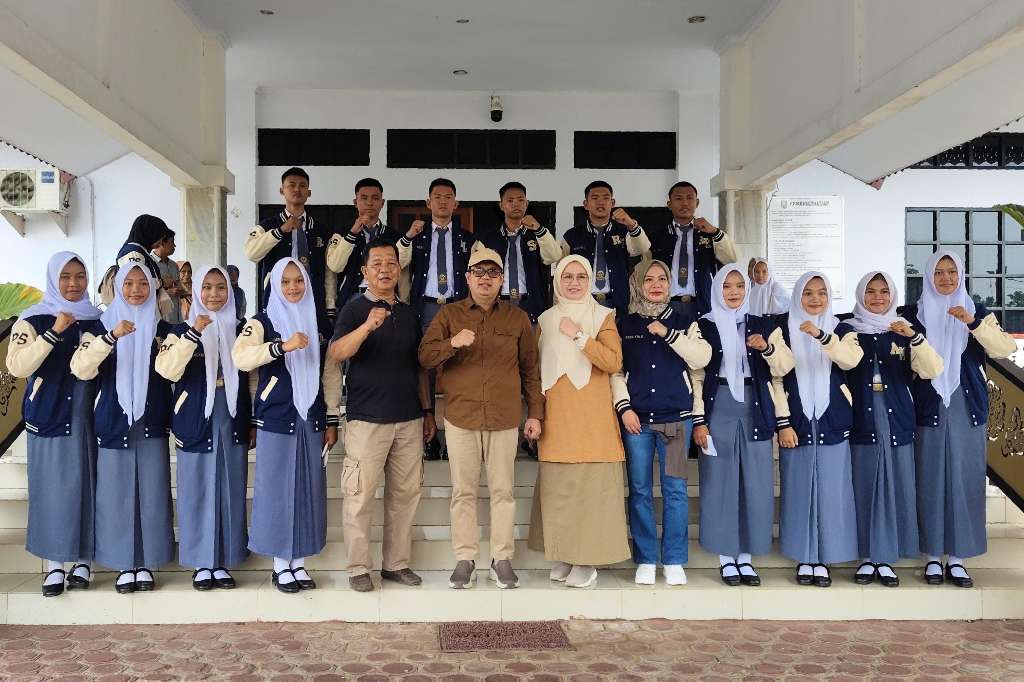 Patriot Siwabe SMAN 3 Seluma Wakili Bengkulu ke Ajang Nasional, Ibu Bupati Pesan Pentingnya Jejaring Patriot Siwabe SMAN 3 Seluma Wakili Bengkulu ke Ajang Nasional, Ibu Bupati Pesan Pentingnya Jejaring