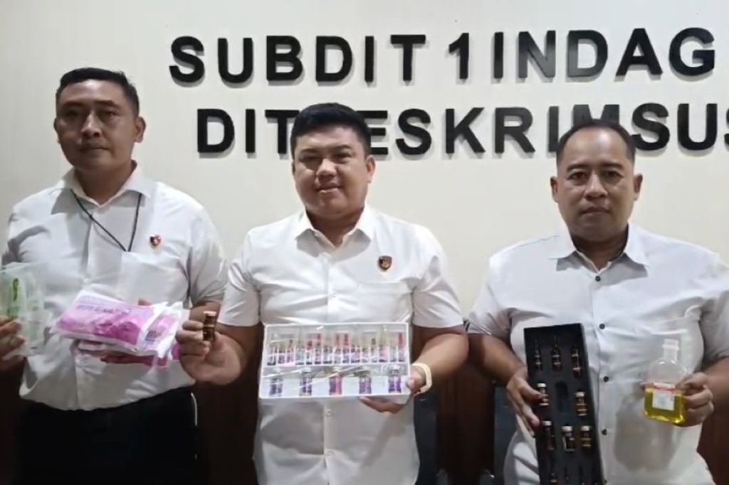 Racun Berkedok Cantik Praktik Suntik Putih Pemicu Kanker Digerebek! Racun Berkedok Cantik: Praktik Suntik Putih Pemicu Kanker Digerebek!