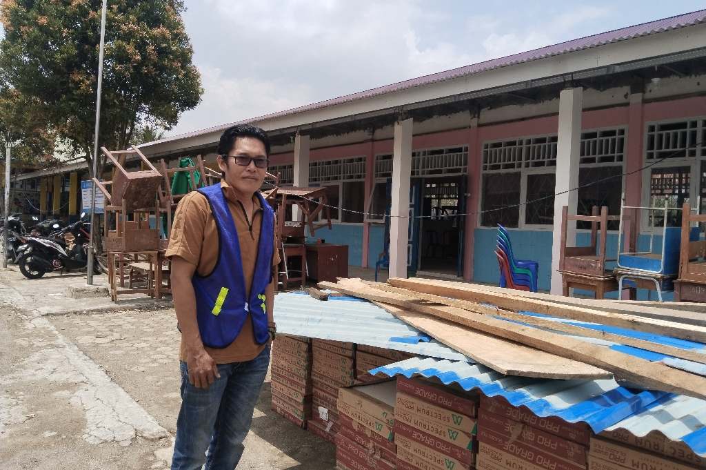 Revit SDN 48 Lebong Capai 40 Persen, Kepsek Optimistis Rampung Akhir Oktober Revit SDN 48 Lebong Capai 40 Persen, Kepsek Optimistis Rampung Akhir Oktober