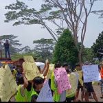 Soal Utang Pemkab Seluma, Tenno Minta Pejabat Tunjukkan Bukti Anggaran Bukan Sekadar Statemen Soal Utang Pemkab Seluma, Tenno Minta Pejabat Tunjukkan Bukti Anggaran Bukan Sekadar Statemen
