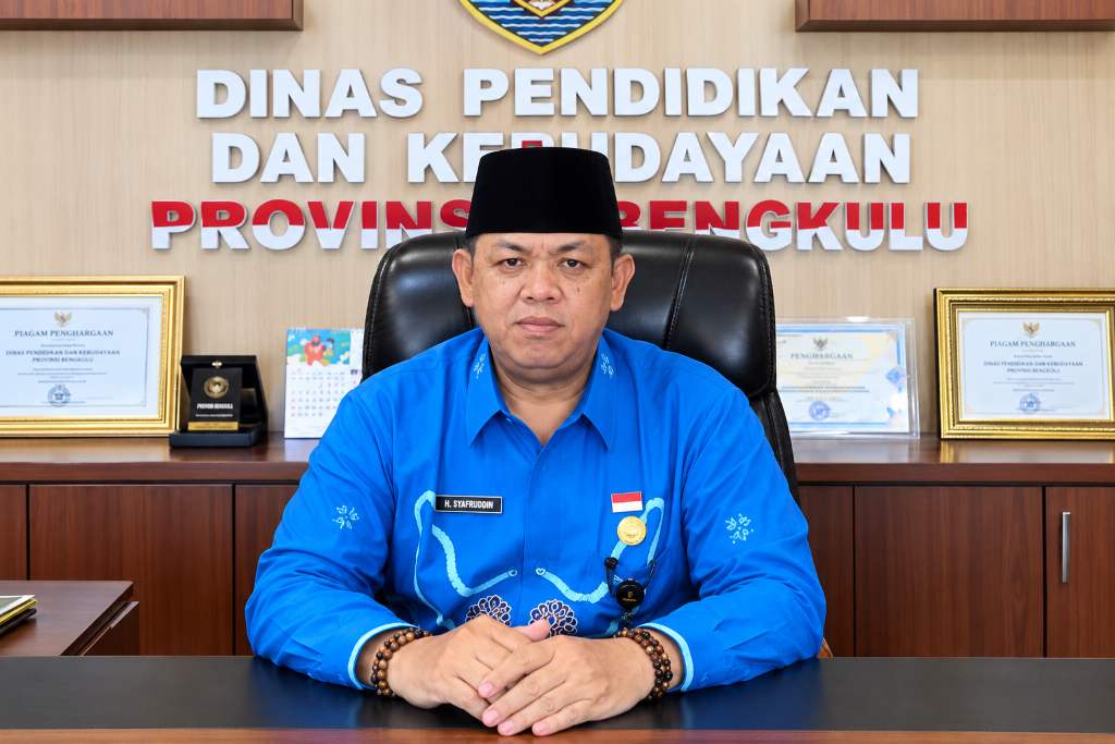 Tabrak SE Gubernur, SMKN 1 Kota Bengkulu Gelar Study Tour Tanpa Izin Dikbud Tabrak SE Gubernur, SMKN 1 Kota Bengkulu Gelar Study Tour Tanpa Izin Dikbud
