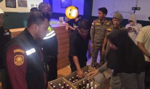 Tempat Karaoke di Lingkar Barat Dihentikan Satpol PP Kota Bengkulu