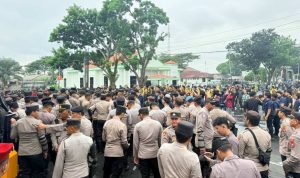 Unjuk Rasa Hari Tani di Bengkulu Ricuh, Polisi Semprot Water Cannon ke Massa
