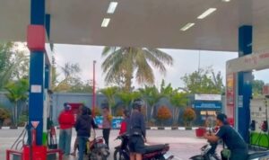 Antisipasi Antrean Panjang, Jajaran Polres Blitar Patroli dan Pantau Stok BBM di SPBU Antisipasi Antrean Panjang, Jajaran Polres Blitar Patroli dan Pantau Stok BBM di SPBU