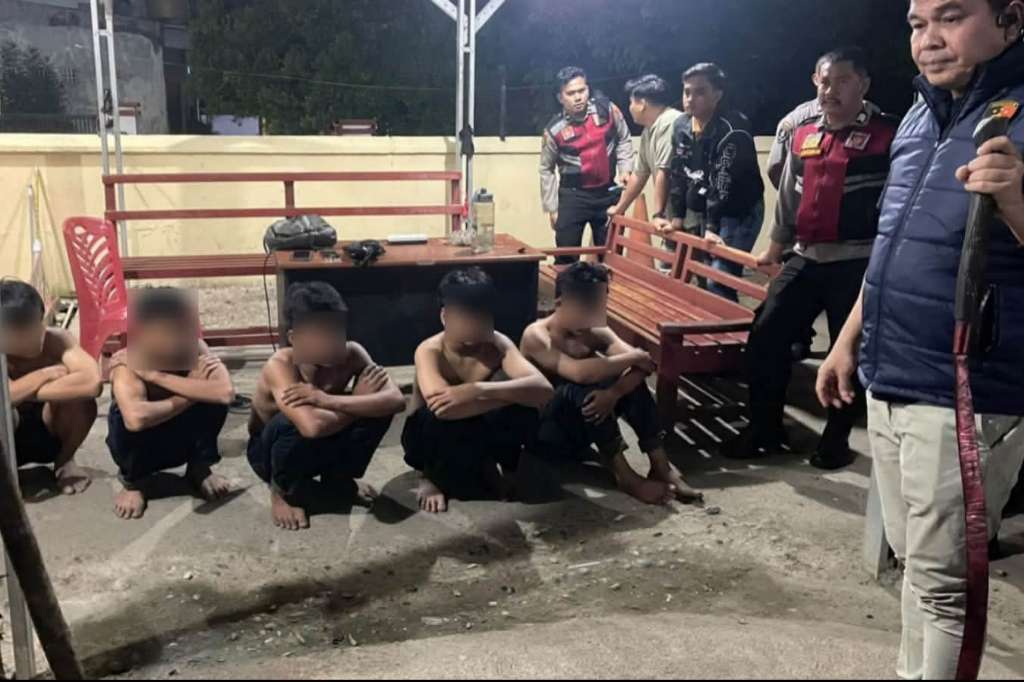 Bersenjata Celurit dan Balok Paku, Polresta Bengkulu Gulung Tujuh Remaja Diduga Gangster