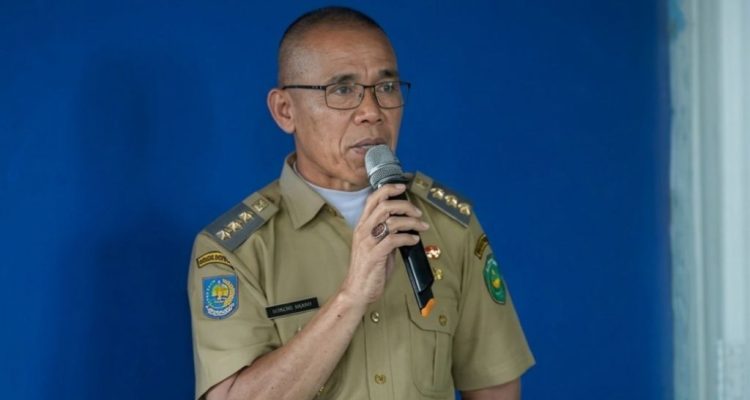 Dibantah Warga, Dikonfirmasi Klaim Polemik Bansos Kelurahan Semarang Selesai Camat Membisu Dibantah Warga, Dikonfirmasi Klaim Polemik Bansos Kelurahan Semarang Selesai Camat Membisu