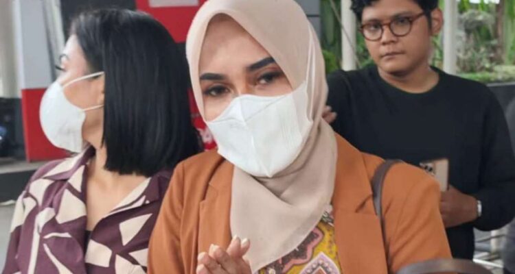 Dicecar Soal Rumah dan Mobil Mewah Sitaan KPK, Anggota DPRD Bengkulu Vinna Ledy Bungkam