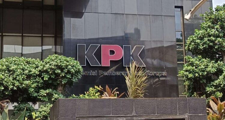 Dikira 'Masuk Angin', KPK Kejutkan Publik Tetapkan Dua Tersangka Baru Suap Proyek Rejang Lebong Dikira 'Masuk Angin', KPK Kejutkan Publik Tetapkan Dua Tersangka Baru Suap Proyek Rejang Lebong