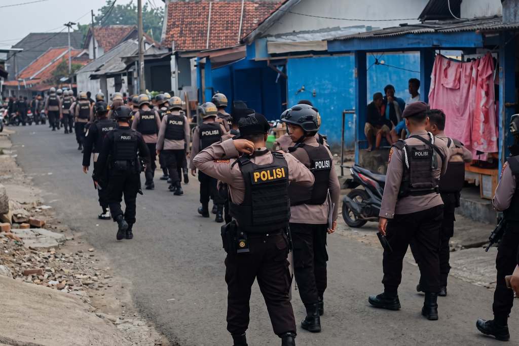 Gempur Sarang Narkoba, Ratusan Personel Gabungan Serbu Kampung Jeruk Rejang Lebong Gempur Sarang Narkoba, Ratusan Personel Gabungan Serbu Kampung Jeruk Rejang Lebong