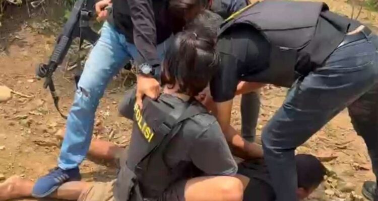 Gerebek Sarang Narkoba Padang Guci Hulu, Polres Kaur Amankan Lima Orang