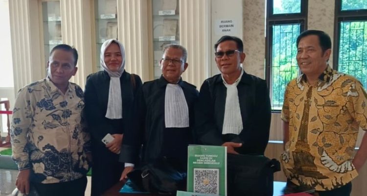 Kasus Dugaan Penyerobotan Lahan Seret Wali Kota Bengkulu, Polisi Terbitkan SP2HP Kelima Kasus Dugaan Penyerobotan Lahan Seret Wali Kota Bengkulu, Polisi Terbitkan SP2HP Kelima