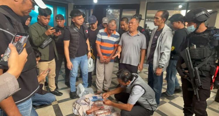 Kerahkan 600 Personel di Kampung Jeruk, Bandar Lolos, Panen Alat Hisap dan Mesin Dingdong