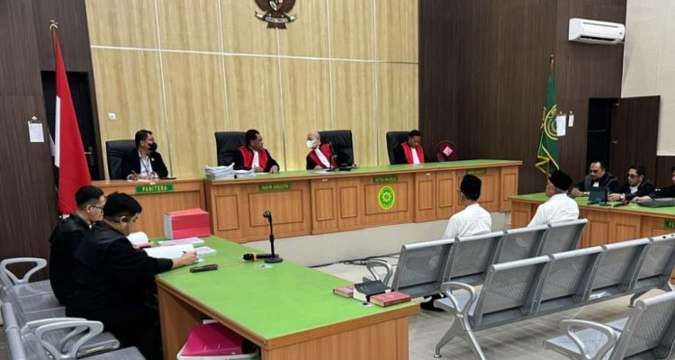 Keterangan Berbelit-belit, Imron Rosyadi Dituntut 4,5 Tahun Penjara dan Denda Rp1 Miliar