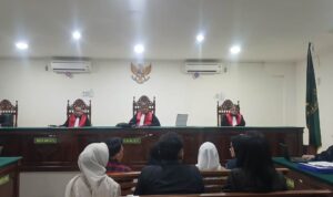 Korban Tolak Damai, Sidang Investasi Bodong Cik Obooy Gali Aliran Uang ke Keluarga Korban Tolak Damai, Sidang Investasi Bodong Cik Obooy Gali Aliran Uang ke Keluarga