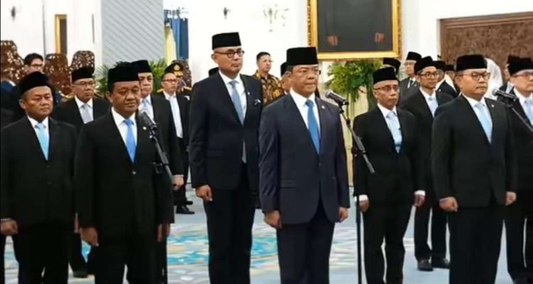 Reshuffle Kabinet Merah Putih, Kapolri Hingga Menko Polkam Diganti Reshuffle Kabinet Merah Putih, Kapolri Hingga Menko Polkam Diganti