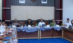 Sekda Lebong Pimpin Verifikasi Evaluasi Pengarusutamaan Gender Sekda Lebong Pimpin Verifikasi Evaluasi Pengarusutamaan Gender