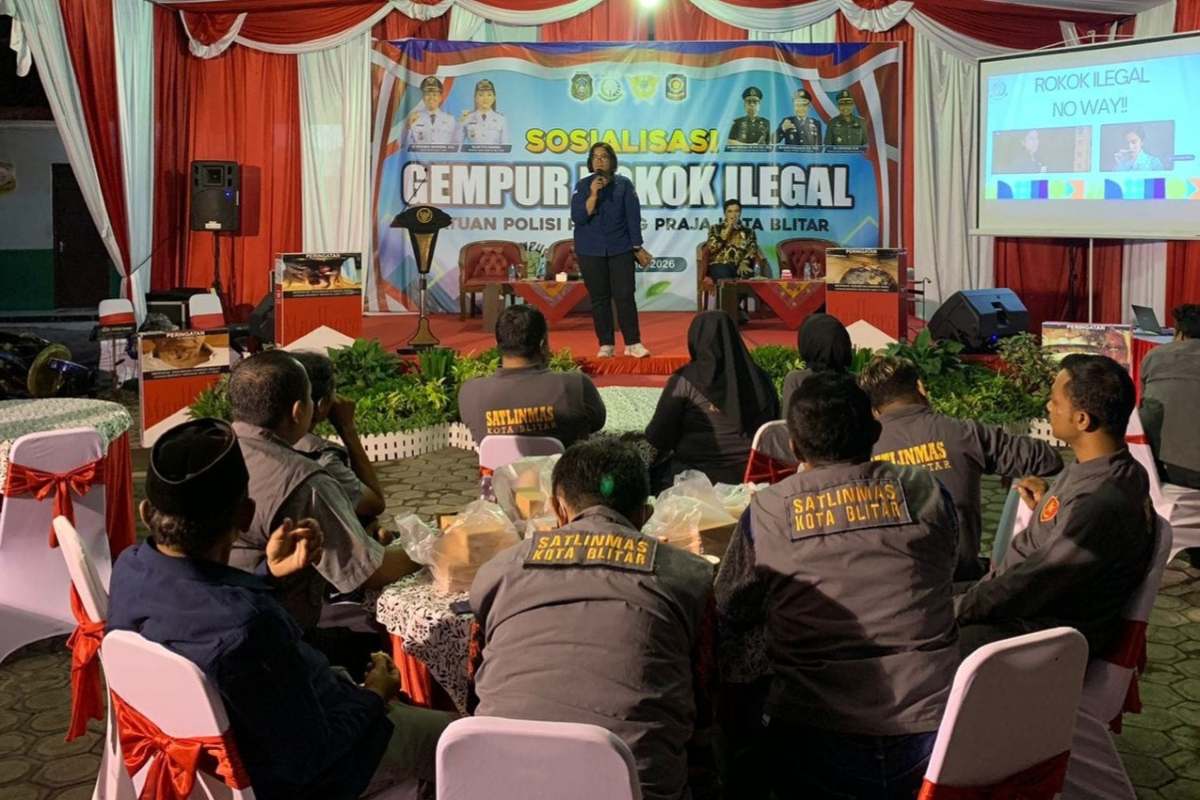 Tekan Rokok Ilegal, Satpol PP Blitar Siapkan 4 Program DBHCHT Tekan Rokok Ilegal, Satpol PP Blitar Siapkan 4 Program DBHCHT