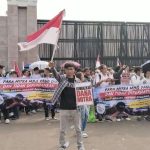 Tuntut Kepastian Dapur dan Modal, Mitra SPPG Demo di Gedung DPR RI Tuntut Kepastian Dapur dan Modal, Mitra SPPG Demo di Gedung DPR RI