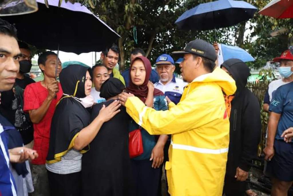 Fud Saifudin Kunjungi Langsung Korban Kebakaran Di Sermong